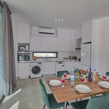 Elite Pearl Ep3c * Protaras