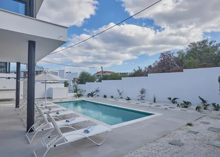 Elite Pearl Ep3c Villa *