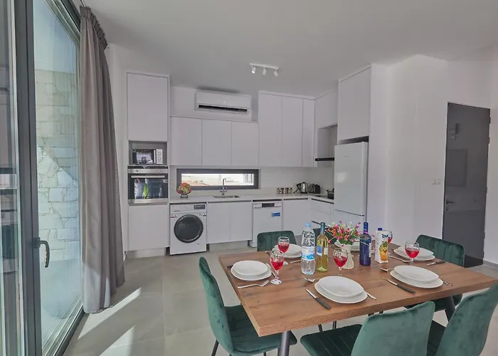 Elite Pearl Ep3c * Protaras